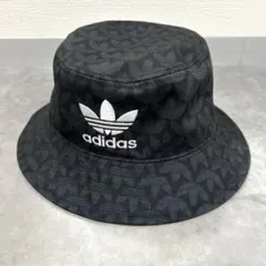 アディダス モノグラム バケットハット 黒