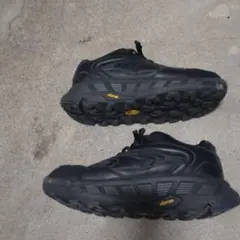 ビブラムソール スニーカー