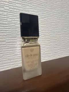 クレドポー ボーテ タンフリュイドエクラマットベージュオークル20