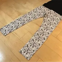 美品⭐︎LOWRYS FARM⭐︎花柄スキニー レギパン Mサイズ