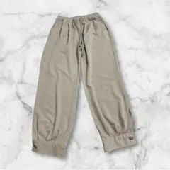 リラックスフィットはパンツ　グレー