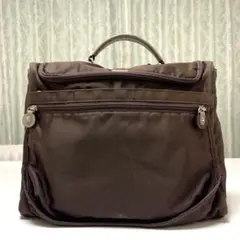 Item thumbnail for item 7fbef63f-4ba5-420c-b71d-424502504e9b