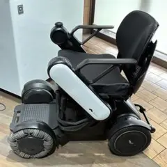 WHILL Model F 電動車椅子 折りたたみ式 バッテリー・充電器付 - メルカリ