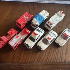 緊急車両8台セット（消防車・救急車・パトカー）