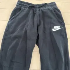 NIKE スウェットパンツ　キッズM