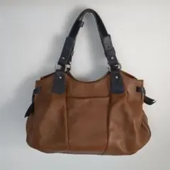 超美品 フルラ シュリンクレザー ショルダーバッグ 本革 チャーム 
