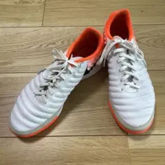 ナイキ フットサルシューズ