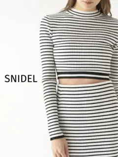 【SNIDEL】sustainableクロップドニットプルオーバー