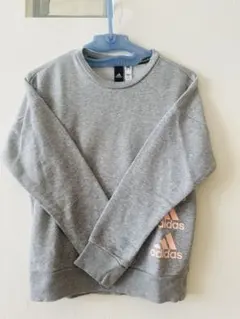 adidas グレー トレーナー　スウェット