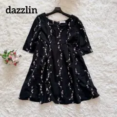 【美品】dazzlin フラワーライン刺繍スクエアネックワンピース ブラック