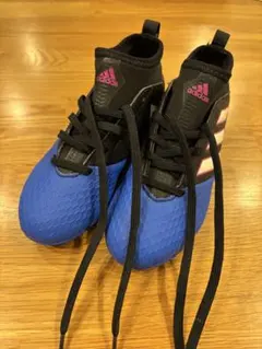 adidas サッカーシューズ 、トレシュー