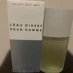ISSEY MIYAKE L'eau d'Issey Pour香水のサムネイル