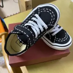 VANS キッズ　スニーカー　16cm 新品未使用　箱あり