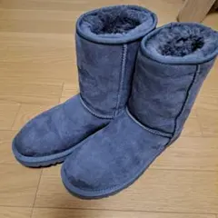 UGG Australia ムートンブーツ グレーのサムネイル