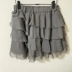 グレー フリルティアードミニスカート