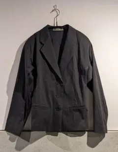 ISSEY MIYAKE テーラードジャケット ブラックのサムネイル