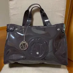 ARMANI JEANS エナメルトートバッグ