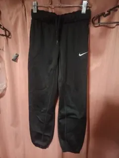 Nikeナイキ ブラック ジョガージャージパンツ