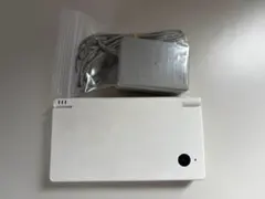 ニンテンドーDSi ホワイト 本体 充電器付-1502