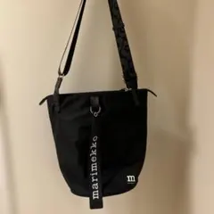 Marimekko ショルダーバッグ ブラックのサムネイル