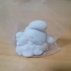 しろふわ雲でおひるねデザインシリーズ シークレットマスコット シナモロール