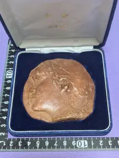 Item thumbnail for item 57d81576-c00d-4c1e-806d-c1f1a164477e