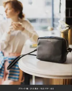 BONLECILL スクエアミニショルダーバッグ ブラック