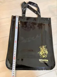 トートバッグシルクドゥソレイユ ドラリオン A4対応 エナメル調 【未使用】