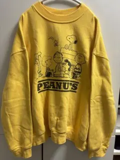 ピーナッツ　スウェット
