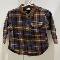 チェックシャツ