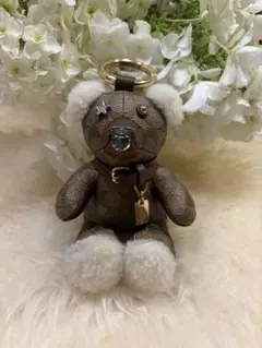 新品COACHコレクティブル ベア バッグ チャーム・シグネチャー