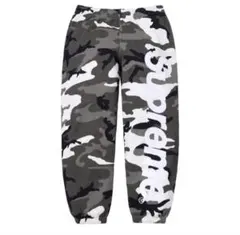 Supreme 迷彩柄 ジョガーパン 26ss - メルカリ