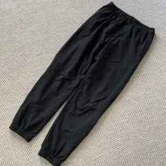 ユニクロキッズ ストレッチウォームイージージョガーパンツ 黒150