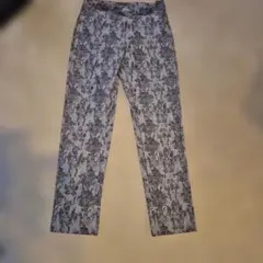 ラシュシュ　花柄カジュアルパンツ グレー系