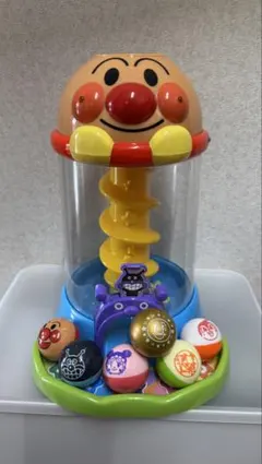 アンパンマン にぎって! おとして! 光るくるコロタワーのサムネイル