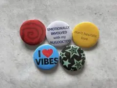 ヴィンテージ風 缶バッジ 5点セット カラフル 32ミリ