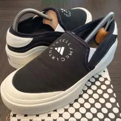 アディダス ステラマッカートニー コートスリッポン 黒 23.5センチ