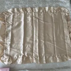 枕カバー シルキー フリル 美髪　寝癖軽減 ベージュ　年中素材