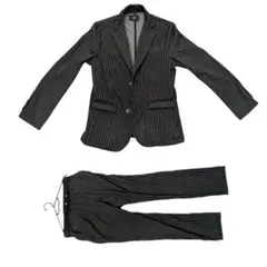 【着用1回のみ】ストライプスーツ ブラック 伸縮性あり