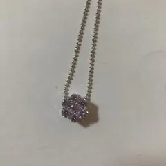 花形ペンダント ネックレス 紫色