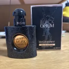 廃盤 サンローラン ブラックオピウム ニュイブランシェ 香水 50ml 箱