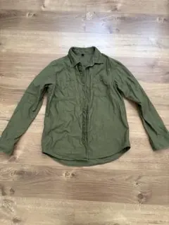オリーブグリーン ボタンシャツ キッズ 150 長袖 シャツ カーキUNIQLO