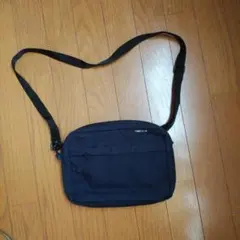 ネイビー ショルダーバッグ サコッシュ