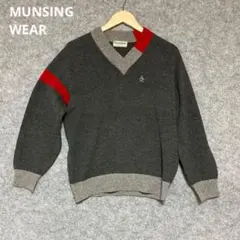 MUNSING WEAR ヴィンテージ グレー Vネック セーター 赤アクセントのサムネイル