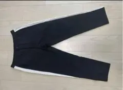 ZARA 黒ジャージパンツ サイドストライプ