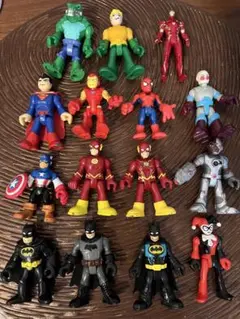 Imaginext DC マーベル　アベンジャーズ　バッドマン　フィギュア