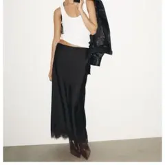 ZARA レースサテンミディ丈スカート　XSのサムネイル