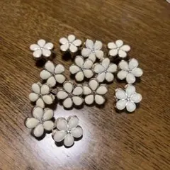 花型ボタン 白色 14個セット
