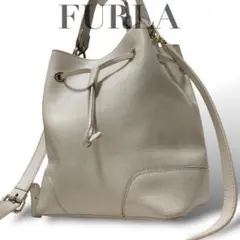 【美品】フルラ　ミアステラ　巾着ショルダーバッグ　トート　ロゴ金具　斜め掛け