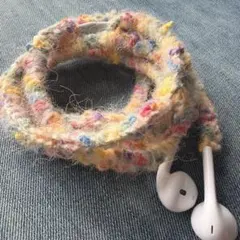 有線イヤホン Cニングタイプ 編み編みイヤホン 手編み　編み物 ファッション